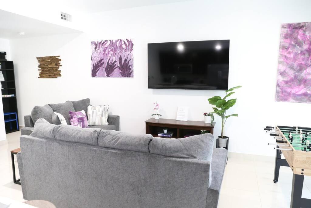 Insta Worthy Modern Bungalow Homestead Esterno foto